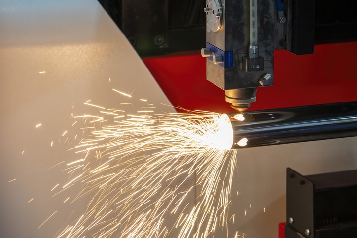 CO2 vs. Fiber Laser